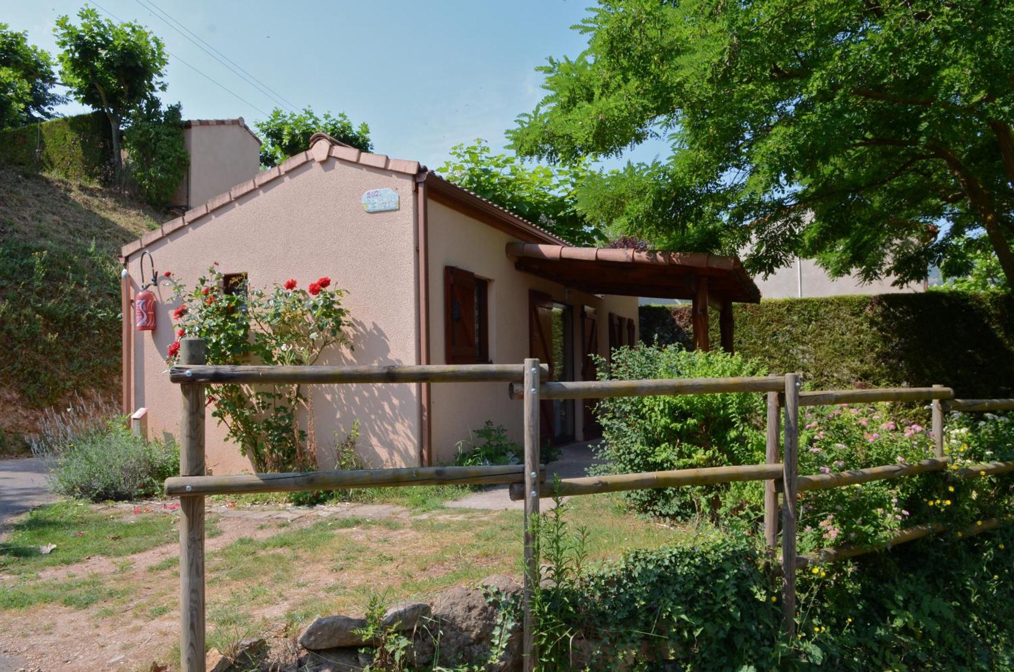 Camping Cascade Aveyron Saint-Rome-de-Tarn المظهر الخارجي الصورة